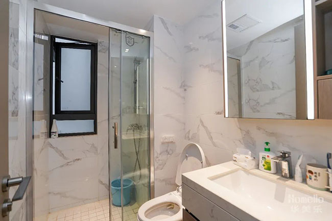 102㎡三居，寬敞橫廳結(jié)構(gòu)+實(shí)用軟裝搭配，打造簡(jiǎn)約溫馨之家